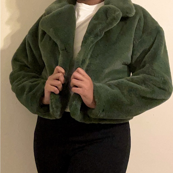 Green Fur Jacket - Picture 1 of 6